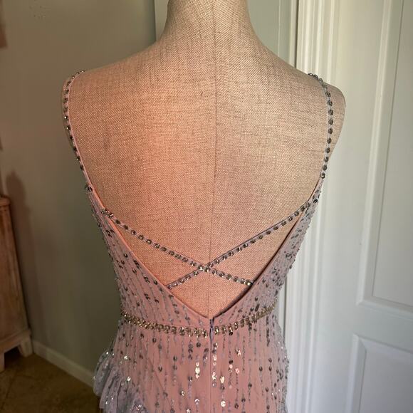 MAC DUGGAL Tiered Ruffle Sequin Gown Sz 2 - Picture 8 of 11